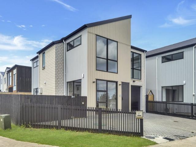hobsonville, 5 bedrooms