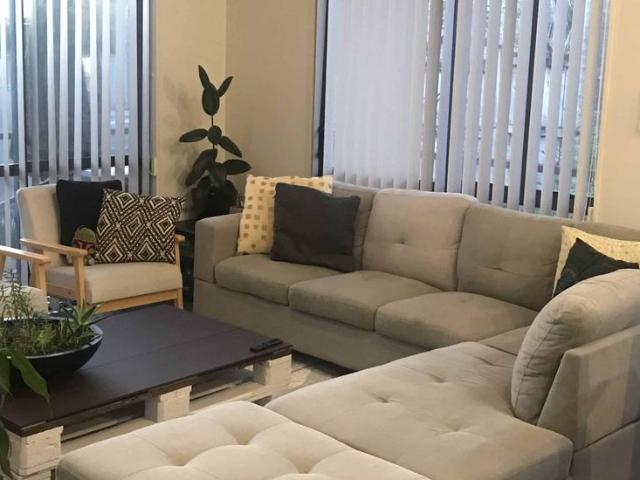 Hobsonville 2 bedrooms, 1 bathroom