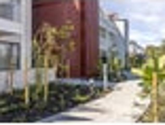 Hobsonville, 2 bedrooms, $590 pw