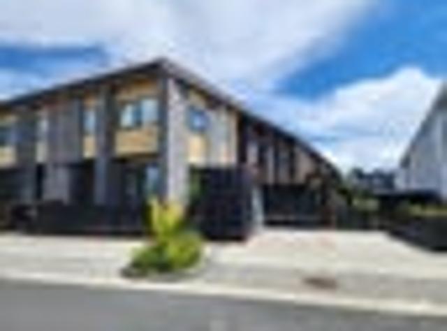 Hobsonville, 2 bedrooms, $660 pw