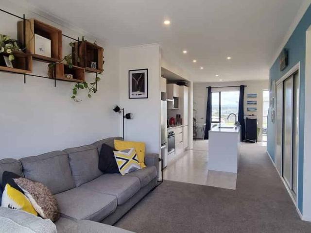 Hobsonville, 2 Bedrooms, $670