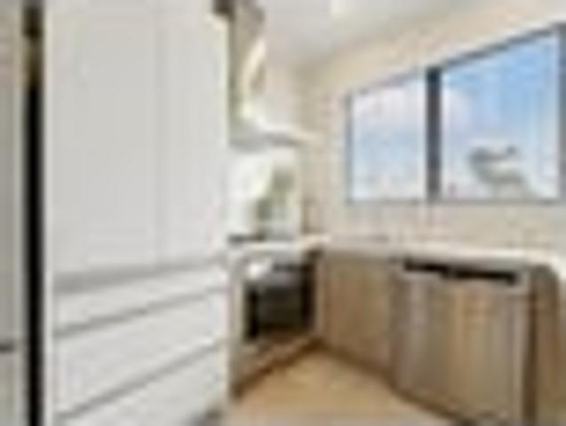 Hobsonville, 2 bedrooms, $670 pw