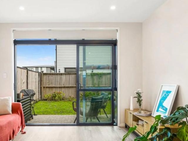 Hobsonville, 35 Treloar Crescent