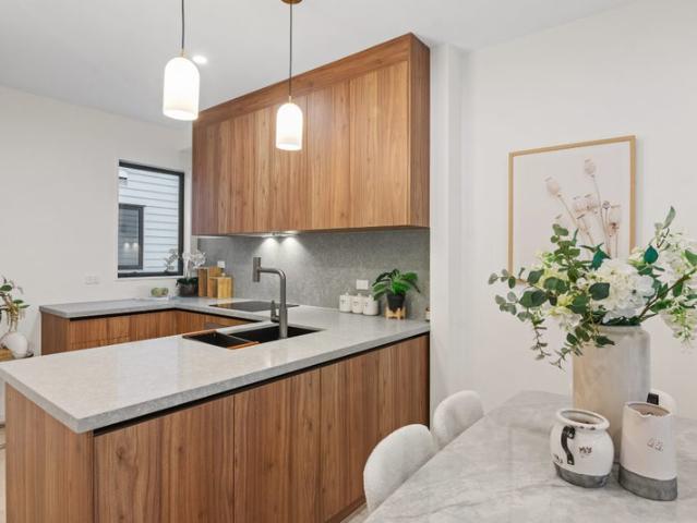 hobsonville, 3 bedrooms