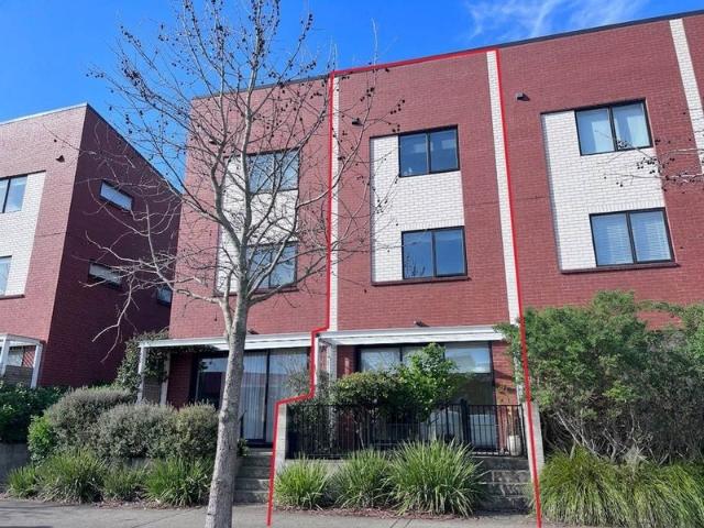 hobsonville, 3 bedrooms