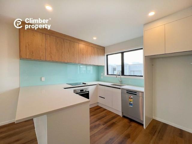 Hobsonville, 3 bedrooms