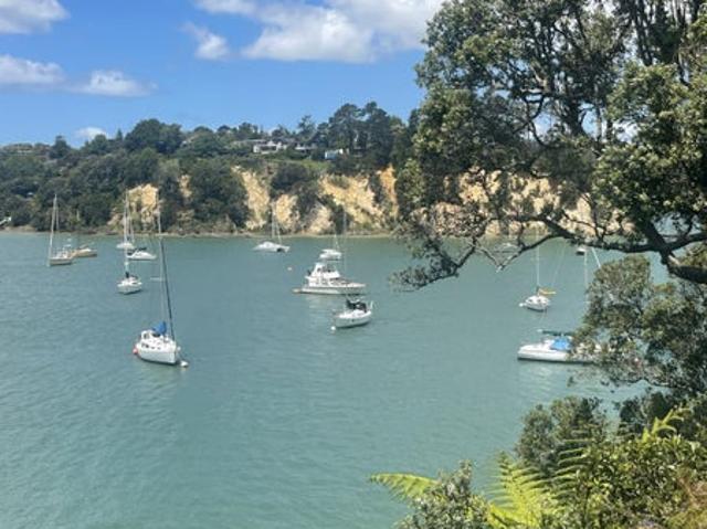 hobsonville, 3 bedrooms