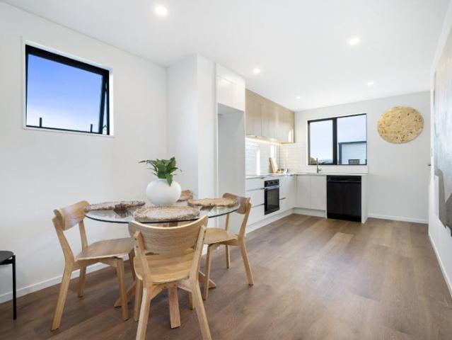 hobsonville, 3 bedrooms