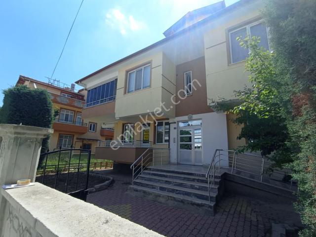 Hocacihanda Müstakil Tadında Kiralık 3+1 Daire