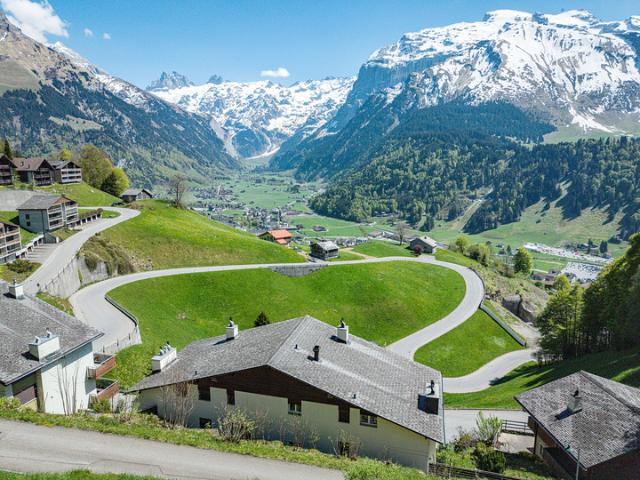 HOCH ÜBER ENGELBERG WOHNEN