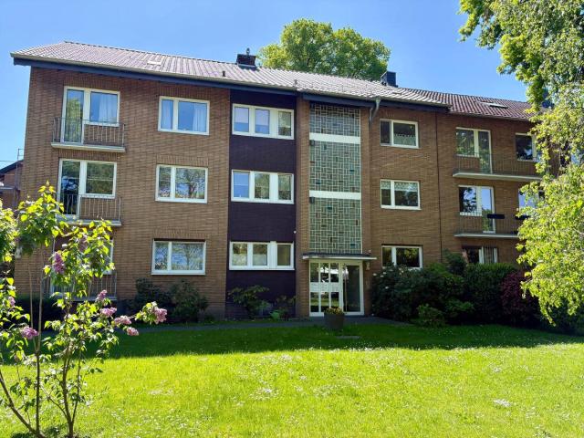 Hochparterre! 2 Zimmer Eigentumswohnung mit Loggia in Düsseldorf Mörsenbroich