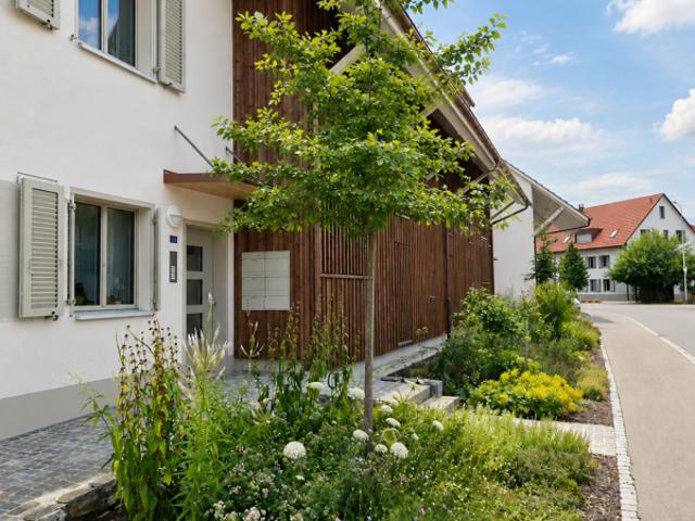 Hochwertig ausgebaute 2.5 Zimmer Dachwohnung zu vermieten