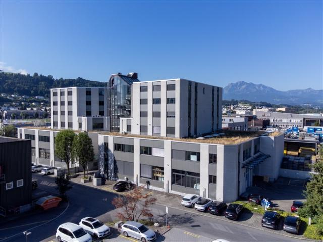 Hochwertig ausgebaute Bürofläche von 159 m² an zentraler Lage
