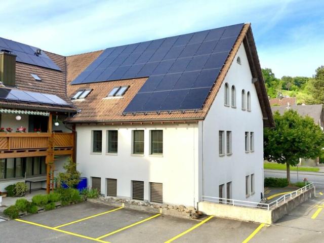 HOCHWERTIG SANIERT URBAN WOHNEN MIT KOMFORT
