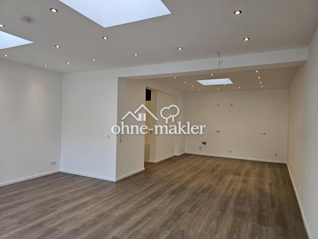 Hochwertig sanierte 3,5 Zimmer Wohnung im Zentrum von Bergisch Gladbach – Erstbezug