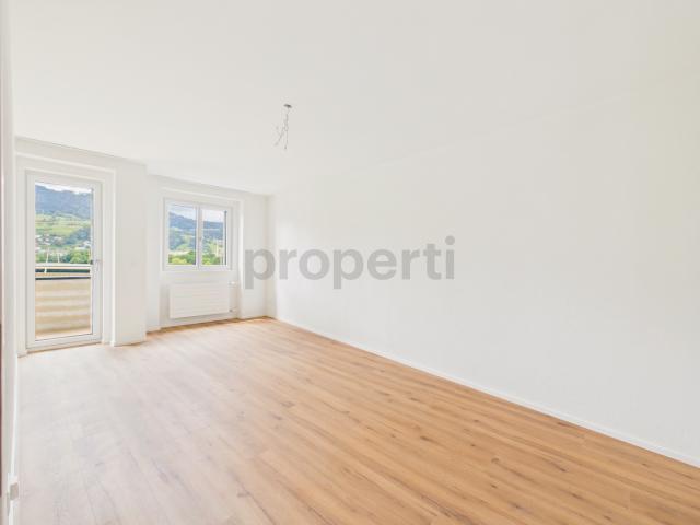 Hochwertig sanierte 3.5 Zimmer Wohnung im Erstbezug