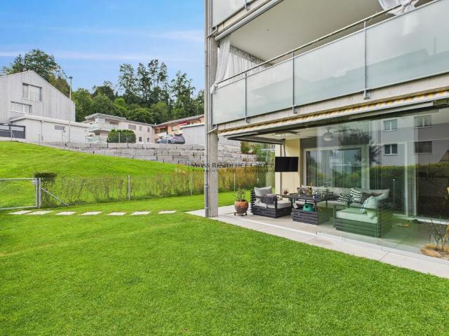 Hochwertig wunderschön gebaute Gartenwohnung