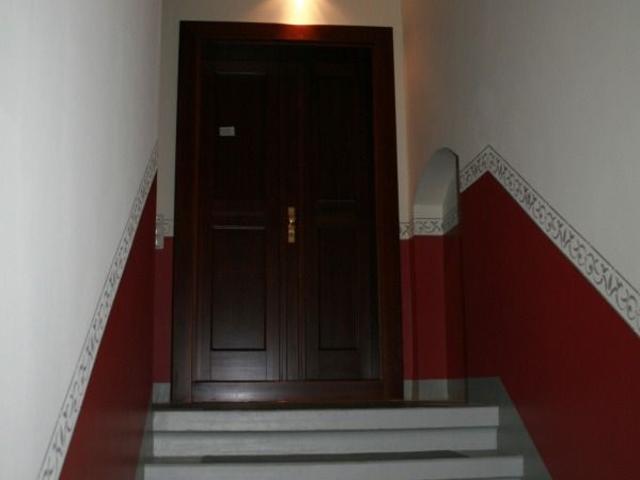 Hochwertige 2 Raum Wohnung mit Fußbodenheizung und Einbauküche im ruhigen Pieschen ab sofort