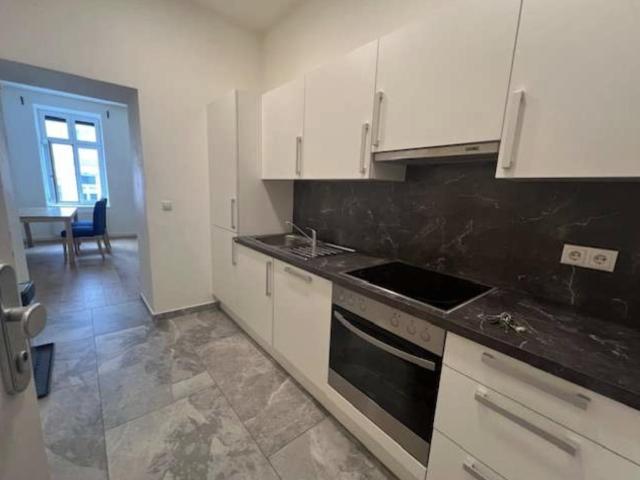 Hochwertige 2 Zimmer Wohnung in super Lage von Privat
