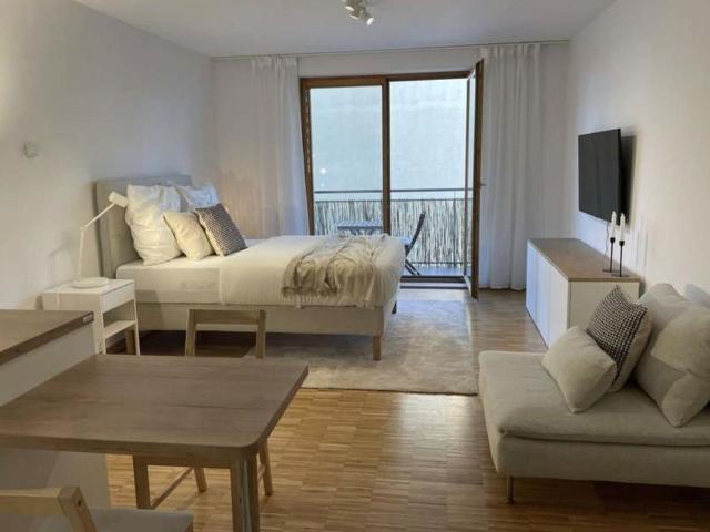 Hochwertige Balkonwohnung in Prenzlauer Berg