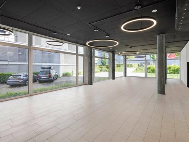 Hochwertige Büro /Praxisfläche mit Top Anbindung Spreitenbach