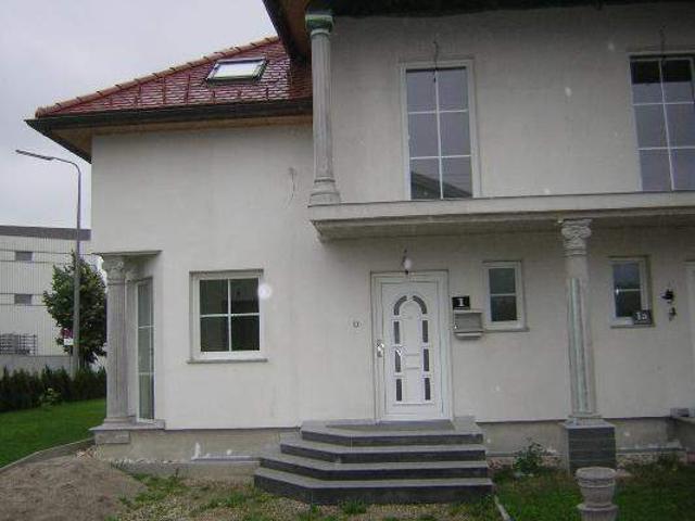 Hochwertige Doppelhaushälfte SOFORT VERFÜGBAR PROVISIONSFREI