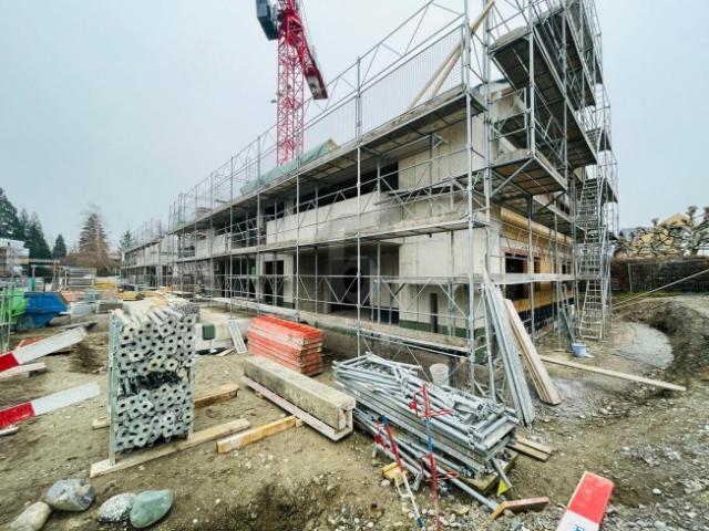 HOCHWERTIGER NEUBAU MIT GARTENSITZPLATZ