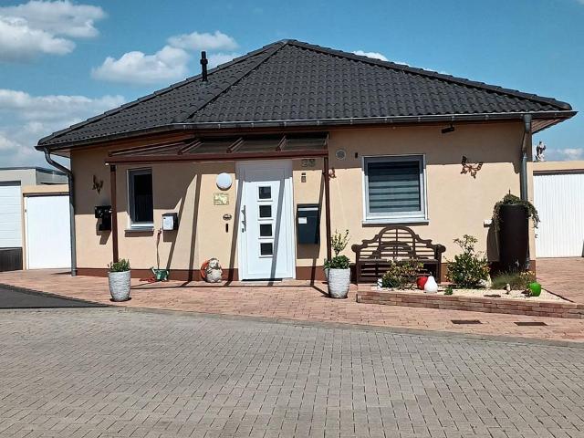 Hochwertiger Neubau Bungalow mit Solaranlage in Zülpich Nemmenich