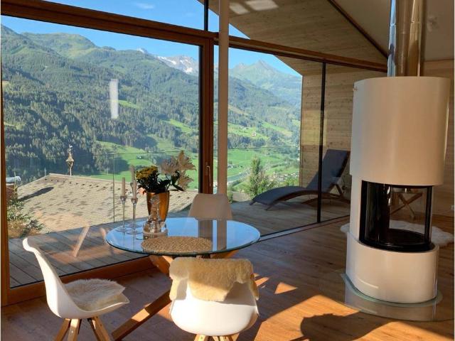 Hochwertiges EFH in ruhiger & sonniger Hanglage, einzigartigem Panoramablick, moderner alpiner Stil!