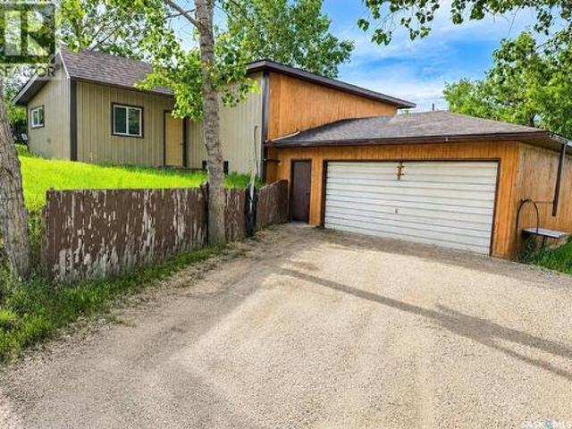 Hodgeville Acreage, Lawtonia Rm No. 135, SK, S0H 2B0 house for sale | Listing ID SK042338 | Royal LePage