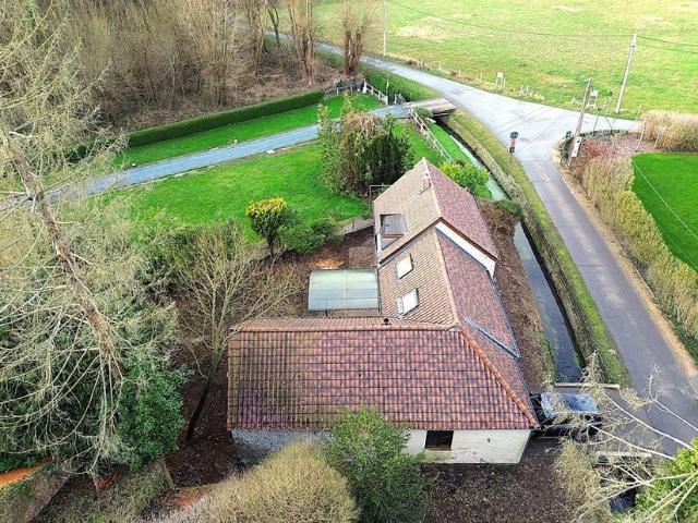 Hoeve te koop voor 399500 euro met 2 slaapkamers