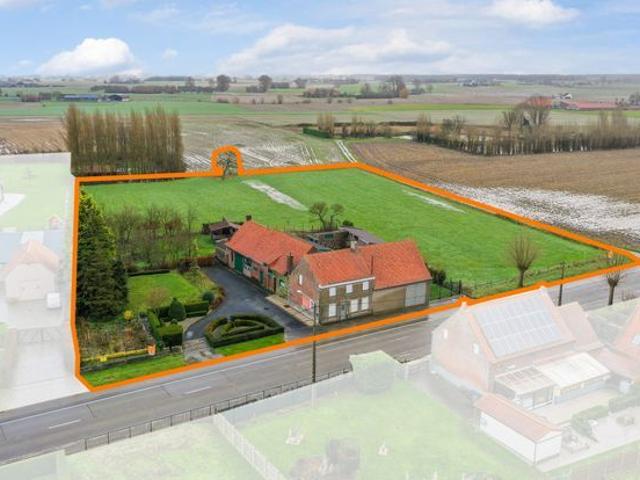 Hoeve op 10.368 m² met vergezichten!