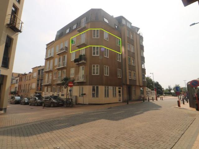 Hoekappartement met slaaphoek op 50 meter van de zeedijk