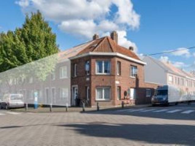 Hoekwoning met tal van mogelijkheden nabij centrum Gent