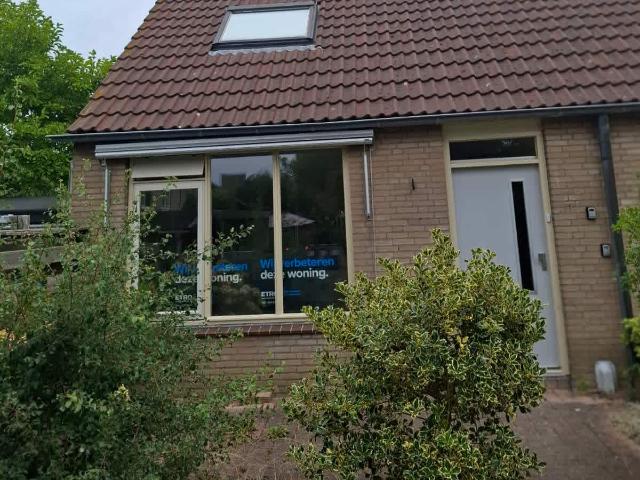 Hoekwoning in Nieuw Vennep