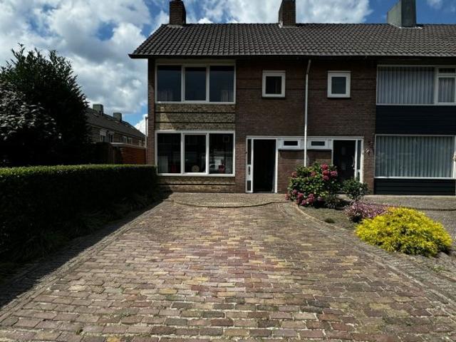 Hoekwoning te huur in Deurne