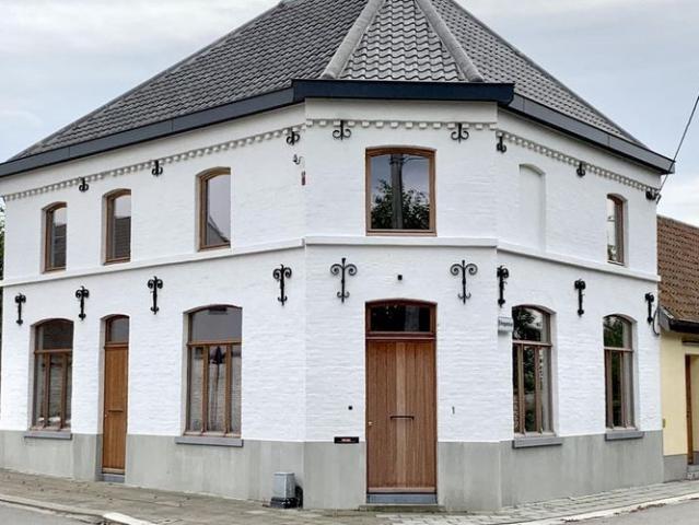 Hoekwoning te huur in Semmerzake voor € 995 met 1 slaapkamer