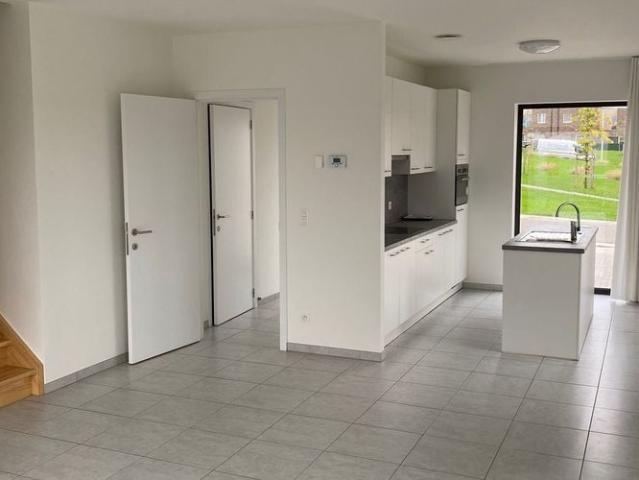 Hoekwoning te huur in Tongeren voor € 1.200 met 3 slaapkamers