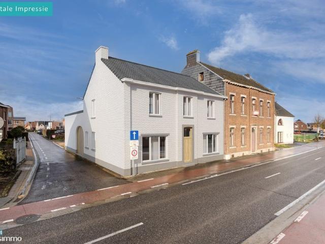 Hoekwoning te koop voor 219000 euro met 3 slaapkamers