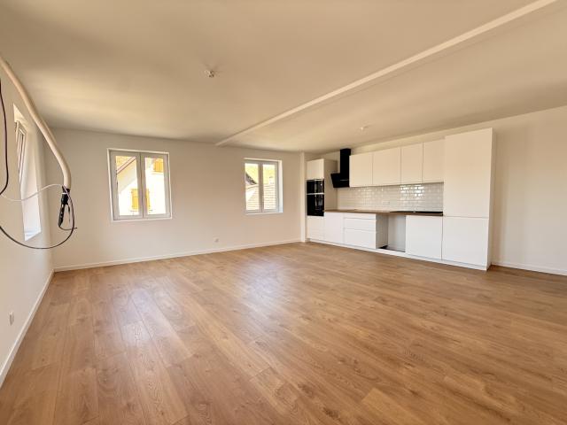Hoerdt, Beau F3 de 76m2 + 45m2 de combles