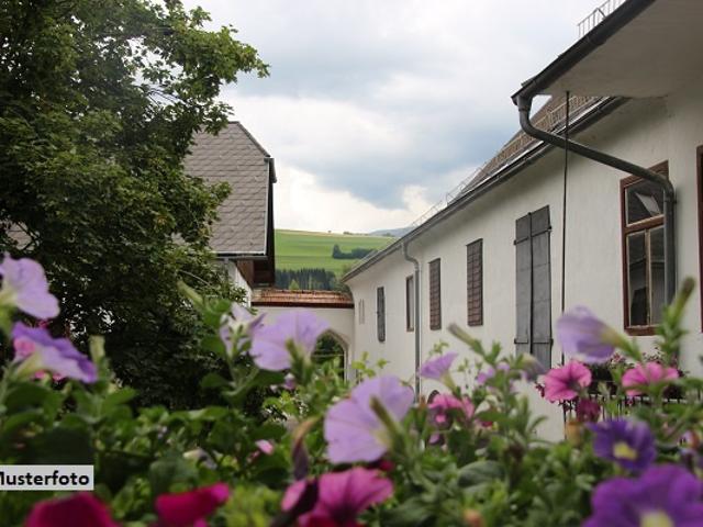 Hofanlage Wohnhaus mit Wirtschaftsteil