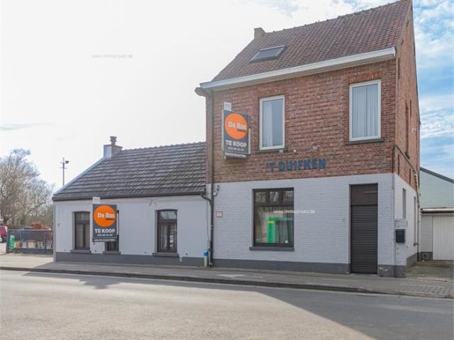 HOFSTADE woning met handelszaak met diverse mogelijkheden