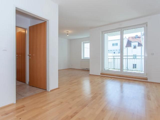 Hofstetten schöne 3 Zimmerwohnung mit Loggia