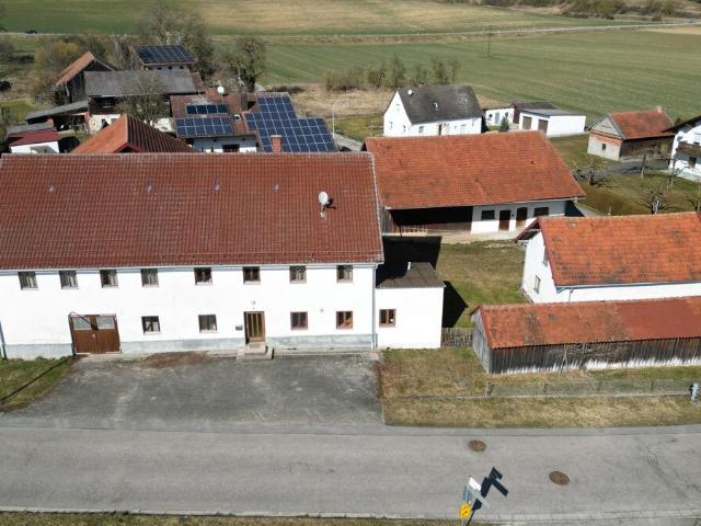 Hofstelle mit Geschichte nähe Dingolfing