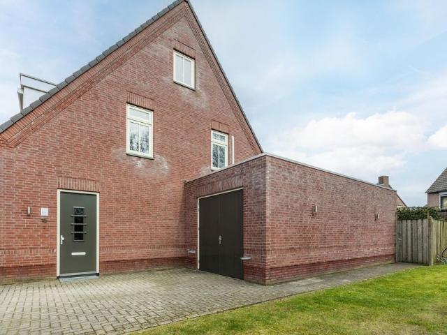 Hofstraat, 15, 5352LS, Deursen dennenburg, Noord Brabant 5352LS