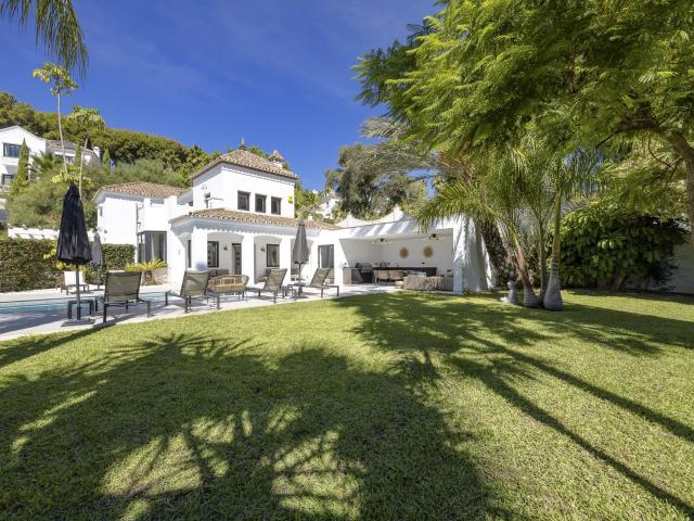Hogar Mediterráneo Refinado en El Paraíso Alto Benahavís 235m² Benahavís
