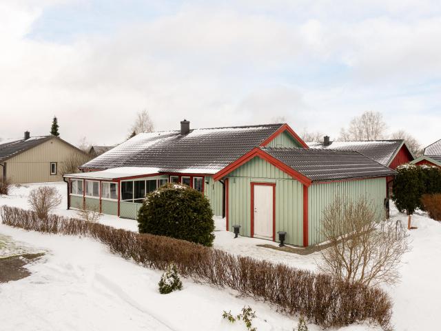 Högatan 8
