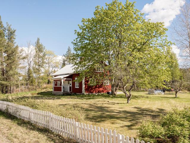 Högerud Klockargården 1