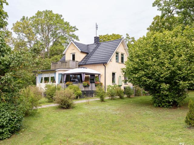 Högklint Holger Rosmans väg 21