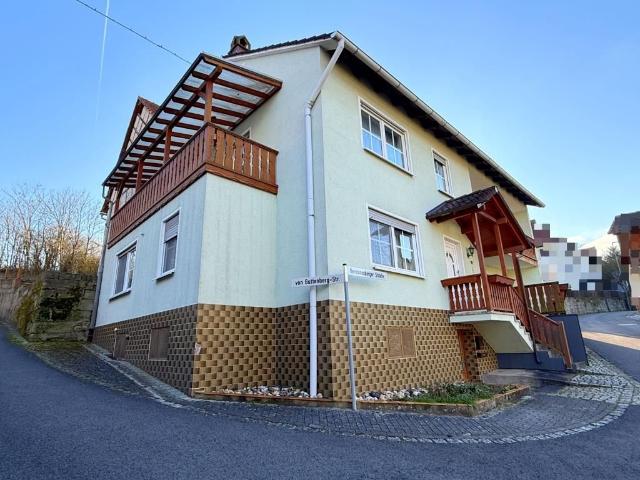Hohe Flexibilität Einfamilienwohnhaus mit Nebengebäuden in Breitbrunn OT Hermannsberg zu verkaufen